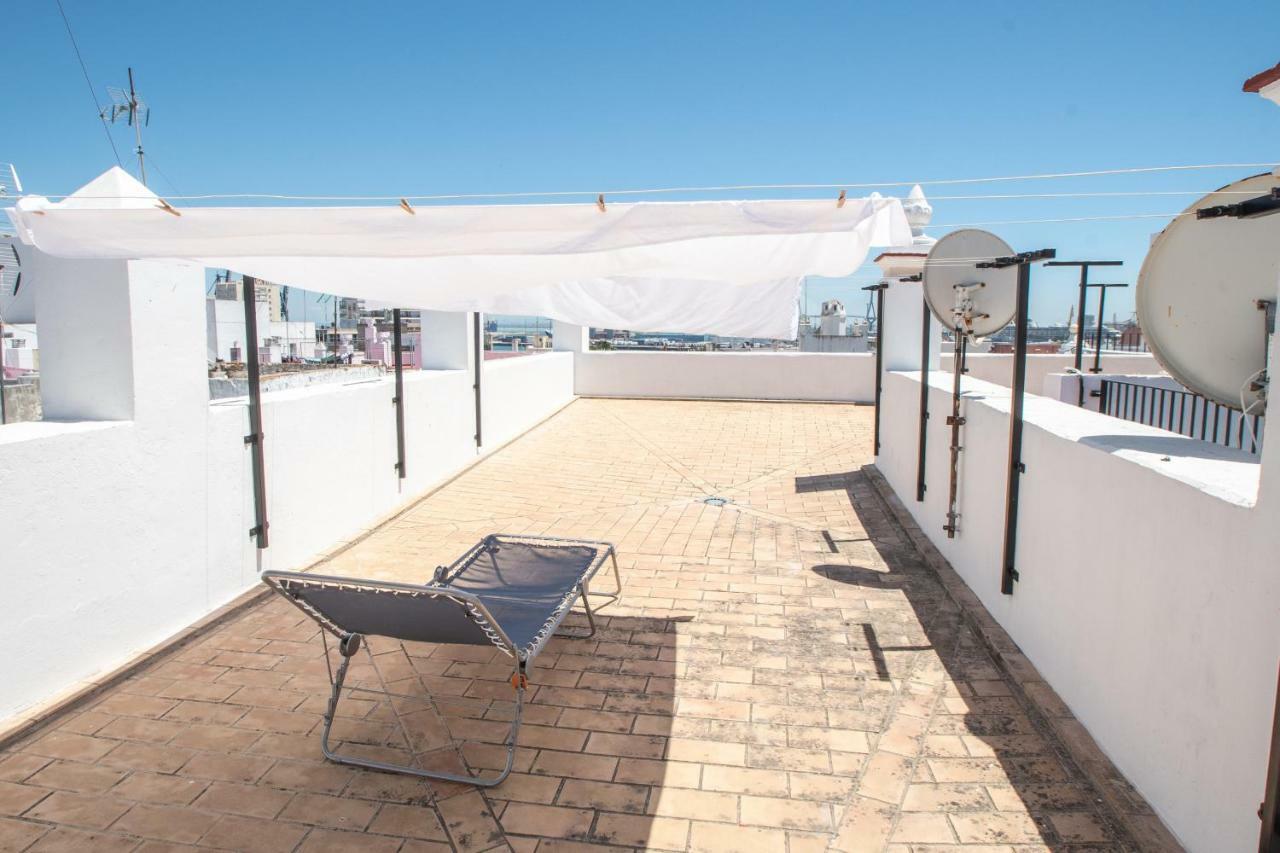 Апартаменты Apartamento Aires Mediterraneos Кадис Экстерьер фото